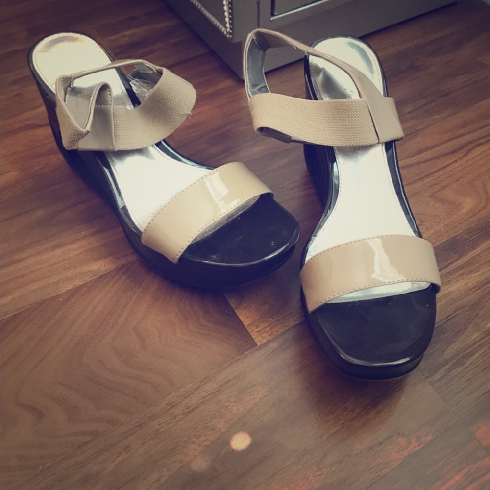 Wedge sandals